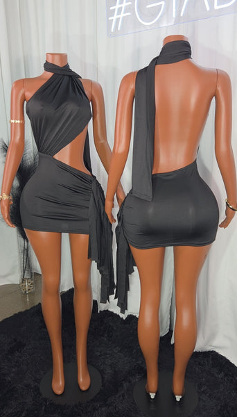 Nique Dress (Black)